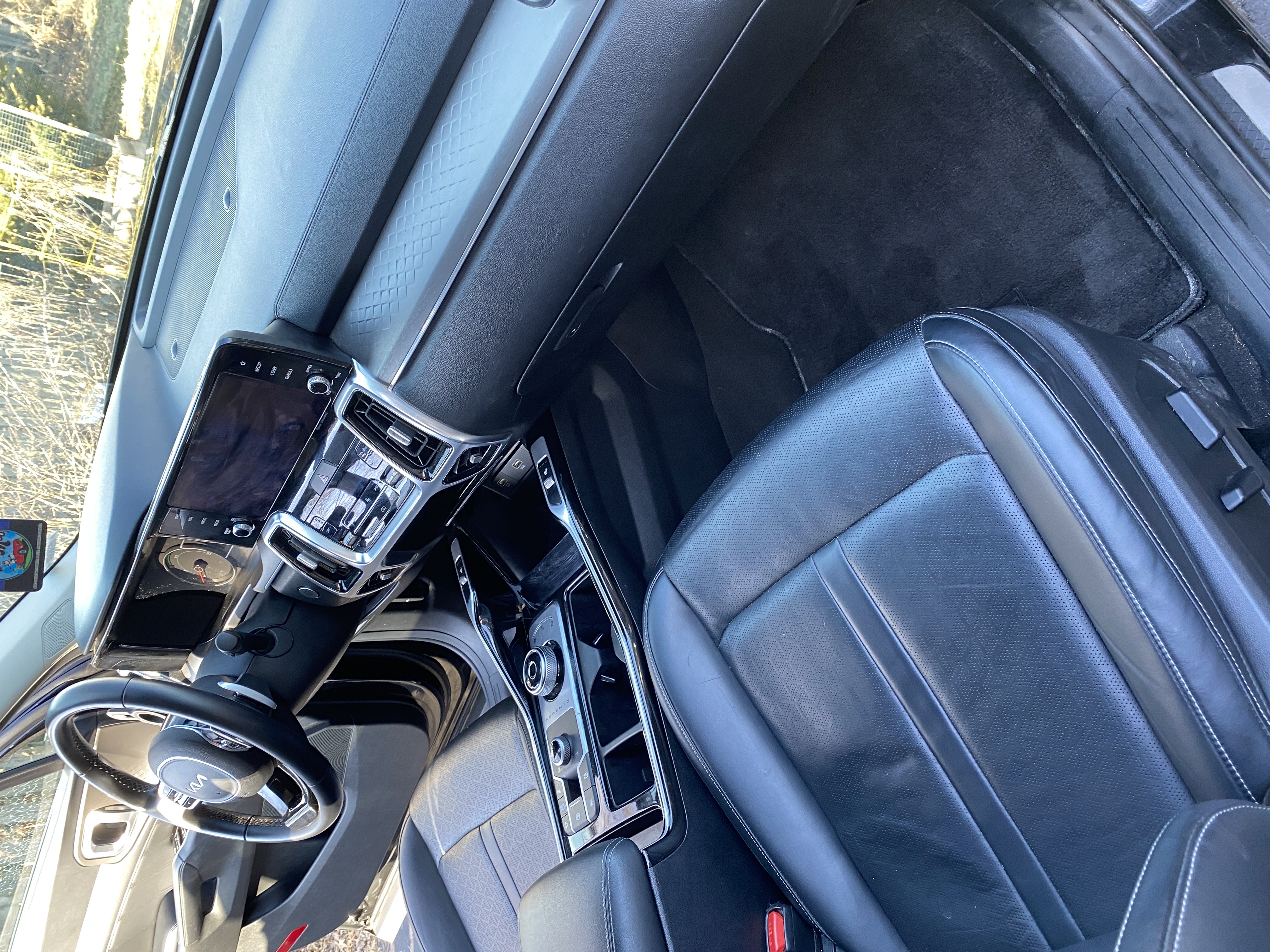 Exterior car detailing